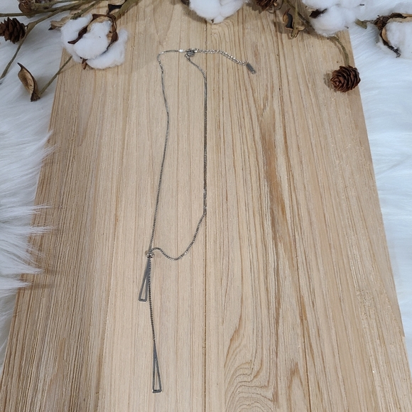 ๐๐NEW๐๐BEAUTIFUL!! STAINLESS STEEL Y Lariat Necklace in SILVER ๐๐ - Picture 8 of 15